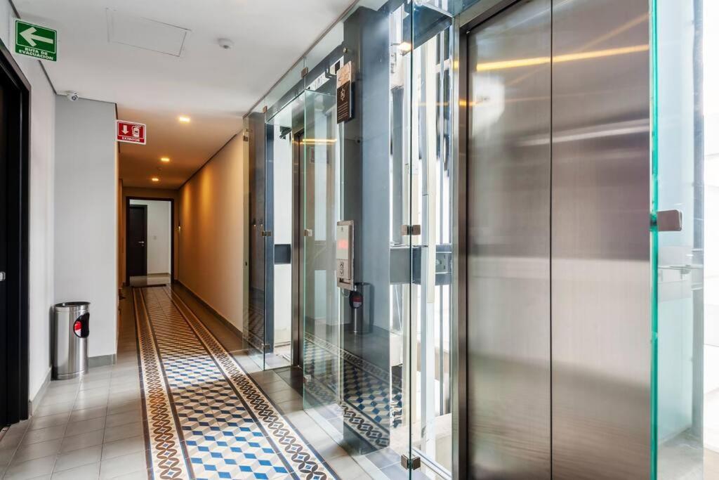 Appartement 600 Sq Ft In Trendy Area, 150 Bps Fiber Optic *