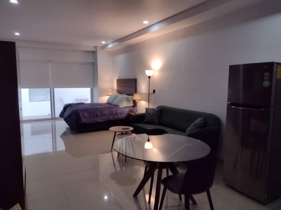 600 Sq Ft In Trendy Area, 150 Bps Fiber Optic Apartamento